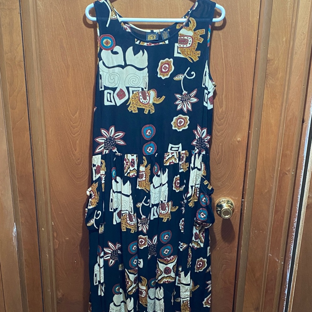 Women’s Oversized Elephant Print Midi to Maxi Medium Dress  Summer Fall